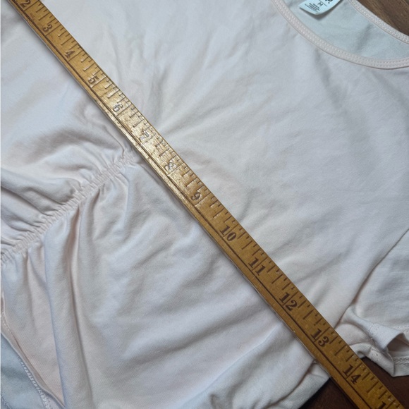 LIKE NEW BP Junior’s Pink Ruched Top, Size M - Picture 3 of 4